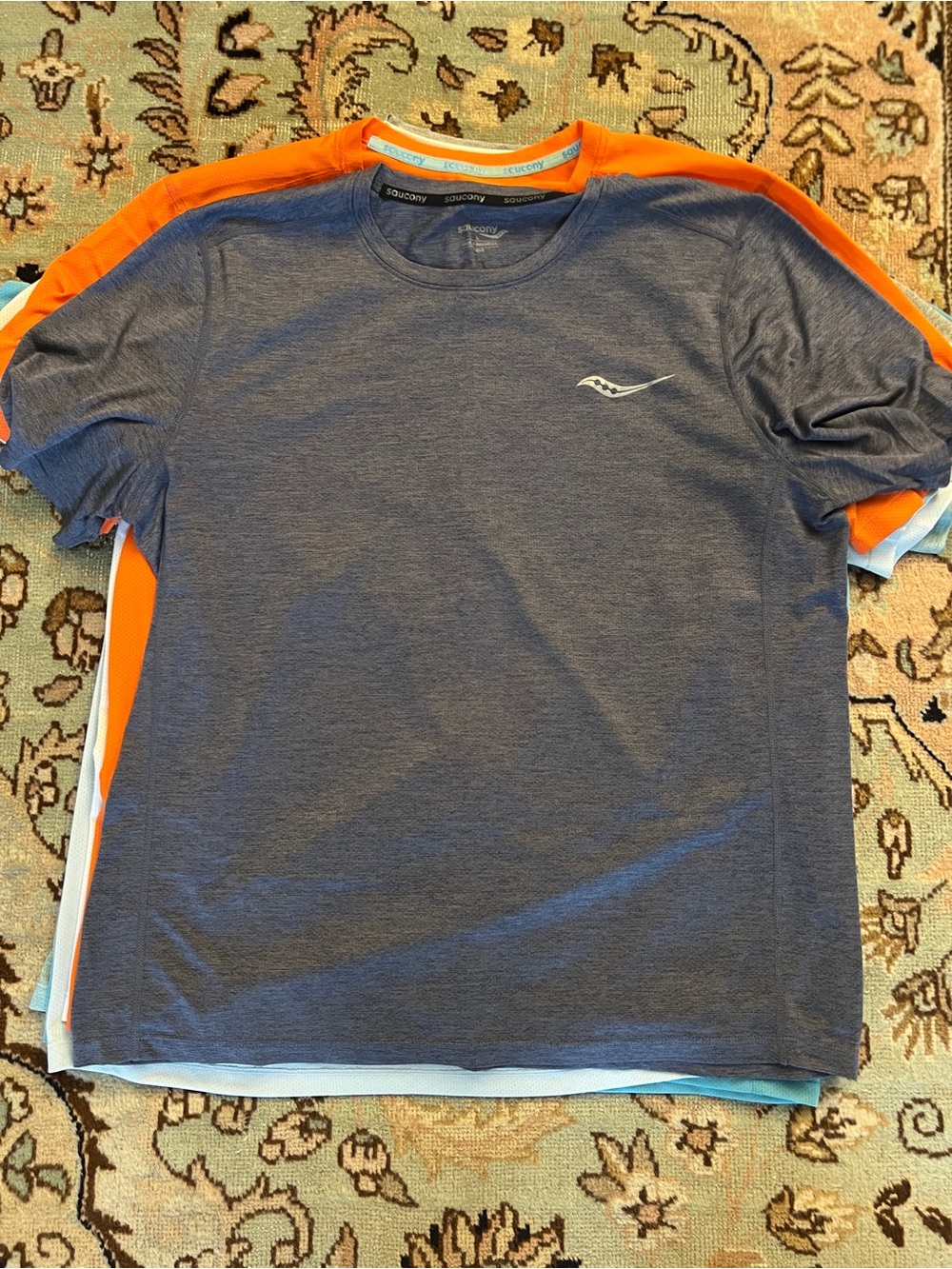 Saucony Men's Gray Short Sleeve Performance Tee